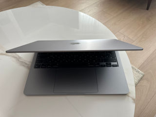 Продаю срочно MacBook Air foto 2