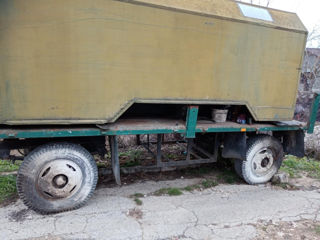 Vând remorcă foto 3