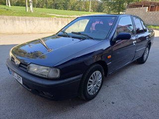 Nissan Primera foto 1