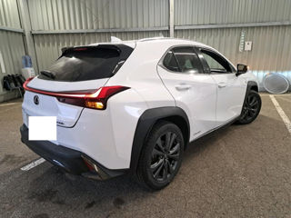 Lexus UX foto 3