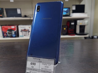 Samsung Galaxy A10 2/32 Gb - 690 lei foto 1