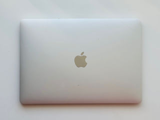 MacBook Pro 13" 2018  Model A1989 Silver 8 GB RAM  256 GB SSD foto 6