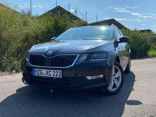 Skoda Octavia foto 2