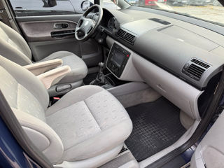 Volkswagen Sharan foto 6