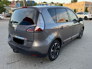 Renault Scenic фото 8