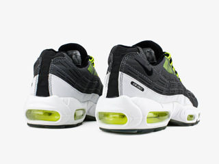 Nike Air Max 95 Black Volt x Kim Jones foto 9