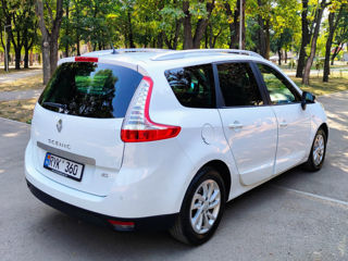 Renault Grand Scenic foto 3