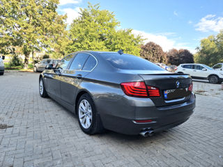 BMW 5 Series foto 4