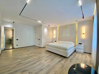 Apartament cu 4 camere, 161 m², Râșcani, Chișinău foto 2