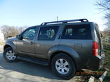 Nissan Pathfinder foto 4