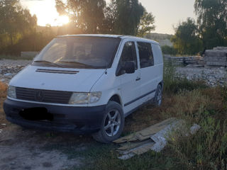 Mercedes Vito foto 2