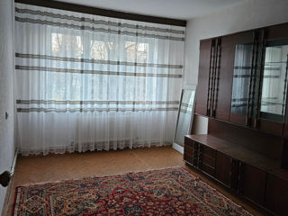 Apartament cu 2 camere, 55 m², Botanica, Chișinău foto 5