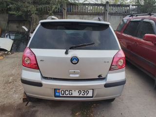 Geely MK foto 2