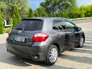 Toyota Auris foto 4