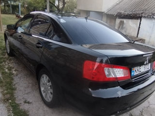 Mitsubishi Galant foto 2