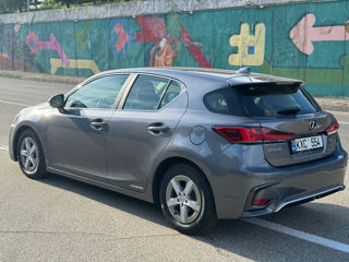 Lexus CT Series foto 2