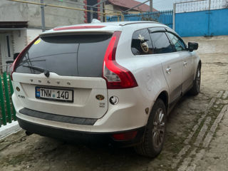 Volvo XC60 foto 3