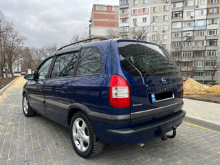 Opel Zafira foto 5