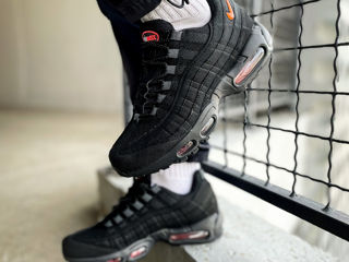 Nike Air Max 95 Black/Orange foto 6