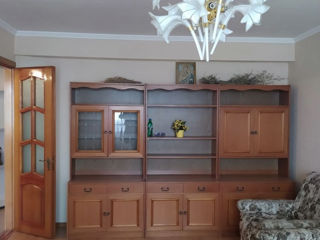 Apartament cu 3 camere, 73 m², Centru, Hîncești