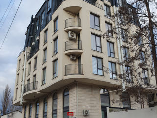 2-х комнатная квартира, 56 м², Центр, Кишинёв