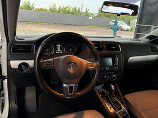 Volkswagen Jetta foto 6