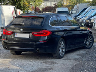 BMW 5 Series foto 3