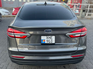 Ford Fusion foto 7