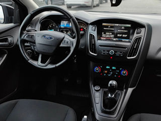 Ford Focus foto 13