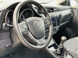 Toyota Auris foto 6