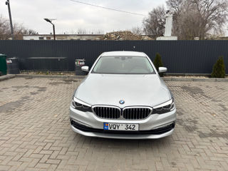 BMW 5 Series foto 2