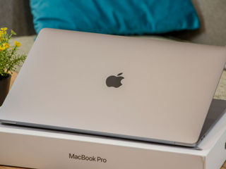 Macbook Pro 15 2019/ Core I9 9880H/ 16Gb Ram/ Radeon Pro 560X/ 500Gb SSD/ 15.4" Retina!! foto 11