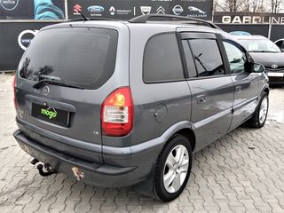 Opel Zafira foto 6