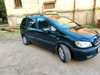 Opel Zafira foto 3