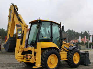 Komatsu WB 93 foto 9