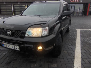 Nissan X-Trail foto 4