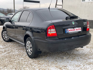 Skoda Octavia foto 3