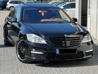 Mercedes S-Class