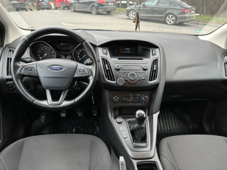 Ford Focus foto 7