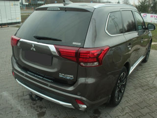 Mitsubishi Outlander foto 4