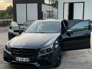 Mercedes E-Class foto 4