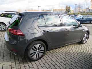 Volkswagen Golf foto 2