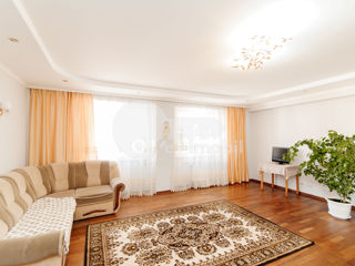 Apartament cu 3 camere, 105 m², Botanica, Chișinău foto 5