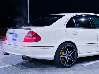 Mercedes E-Class foto 9