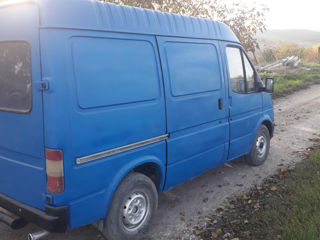 Ford Transit Connect foto 4