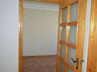 Apartament cu 3 odai soroca noua linga stomatologie 5 din 5 urgent negociabil foto 1