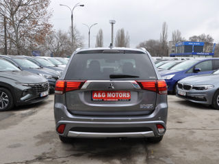 Mitsubishi Outlander foto 5