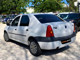 Dacia Logan foto 4