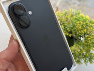 IPhone 16 Black foto 2