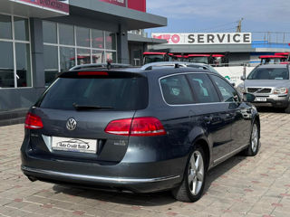 Volkswagen Passat foto 4